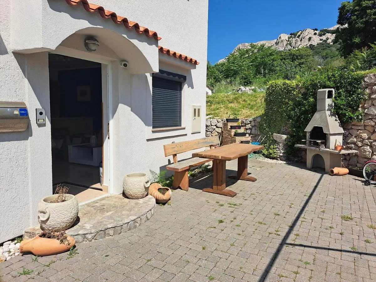 Apartments Leticia Baška