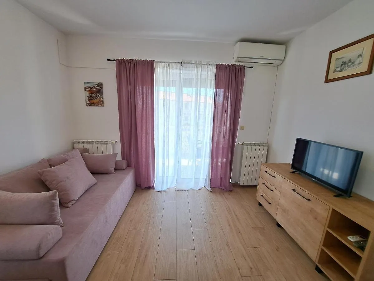 Apartments Leticia Baška