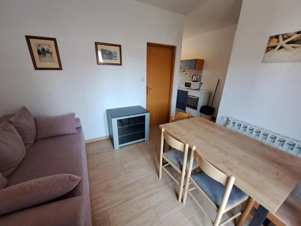 Apartments Leticia Baška Chorvatsko