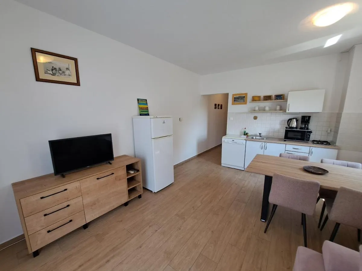 Apartments Leticia Baška Croazia