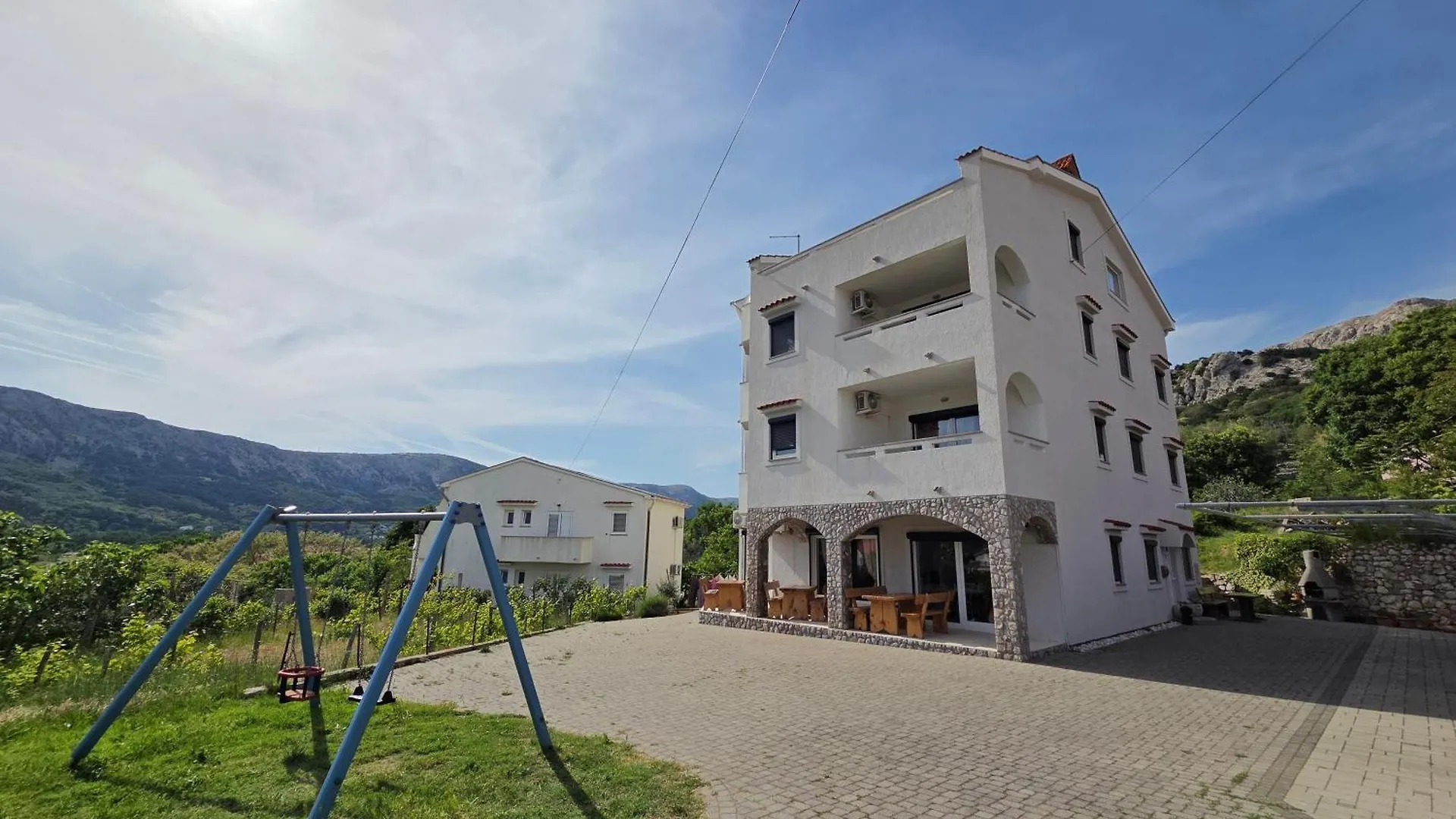 Apartments Leticia