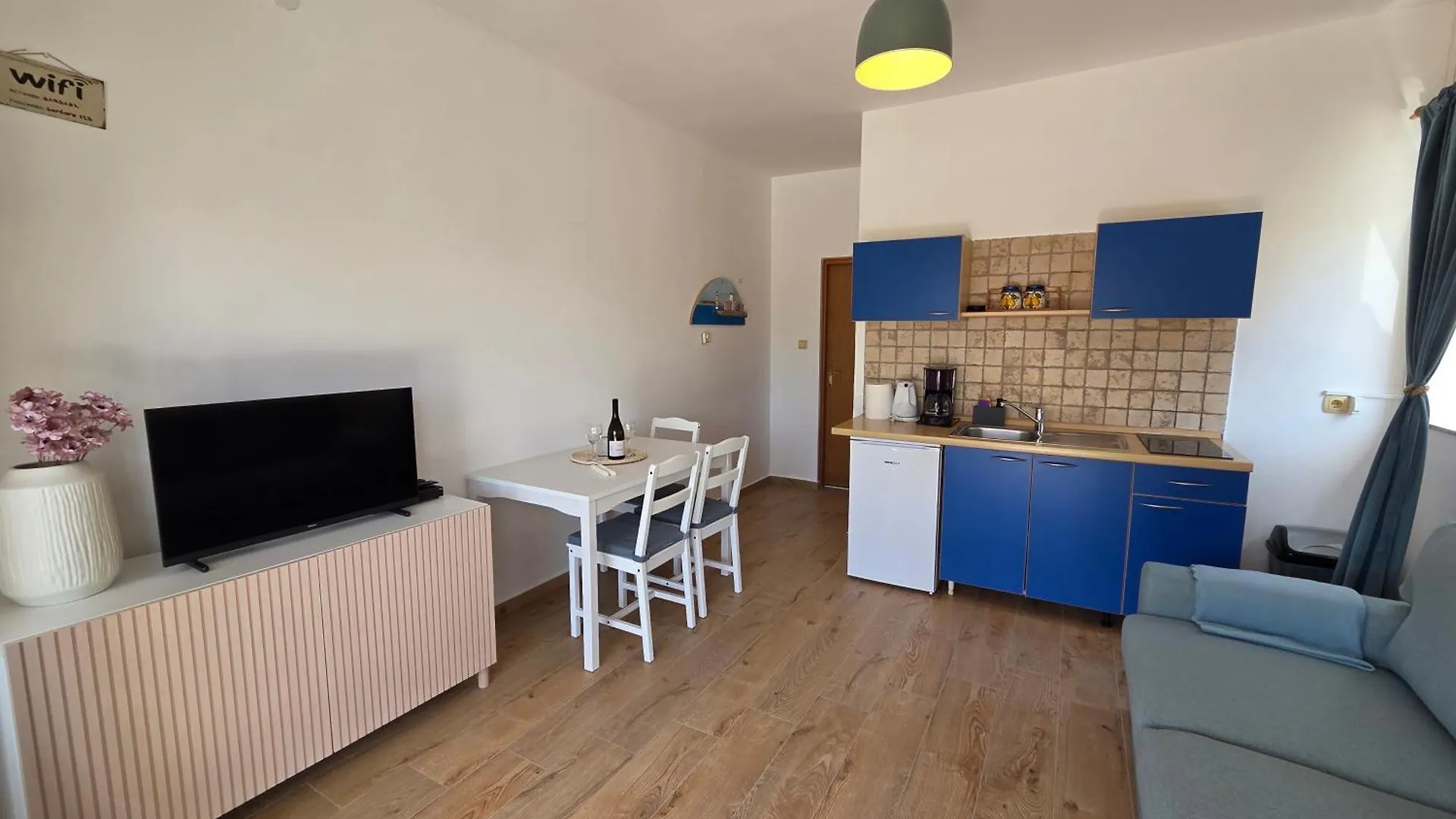 Apartments Leticia Baška