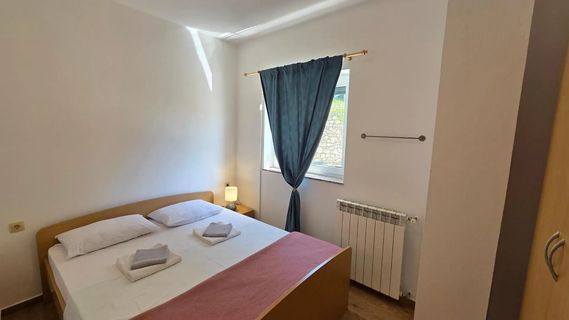 Apartments Leticia Baška