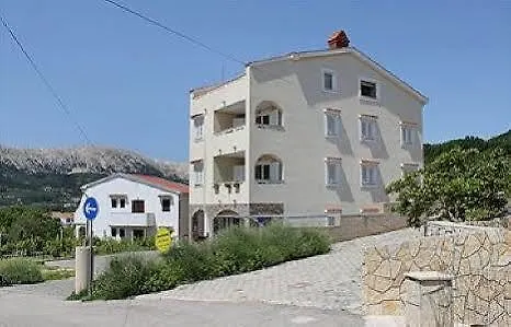 Apartments Leticia Baška