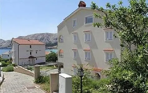 Apartments Leticia 0*, Baška