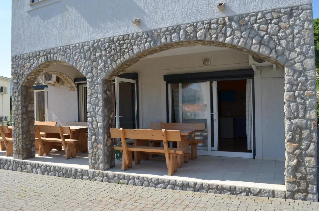 Apartments Leticia Baška Chorvatsko