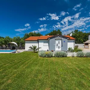 Kuca Za Odmor Lilly Villa Pula