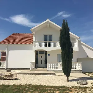 Zerava Nin Ferienhaus Dracevac Ninski